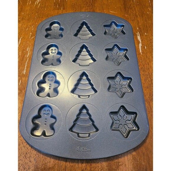 Wilton Baking Pan Cookie Sheet Cupcake Muffin Pan Holiday Christmas Baking - Picture 1 of 4